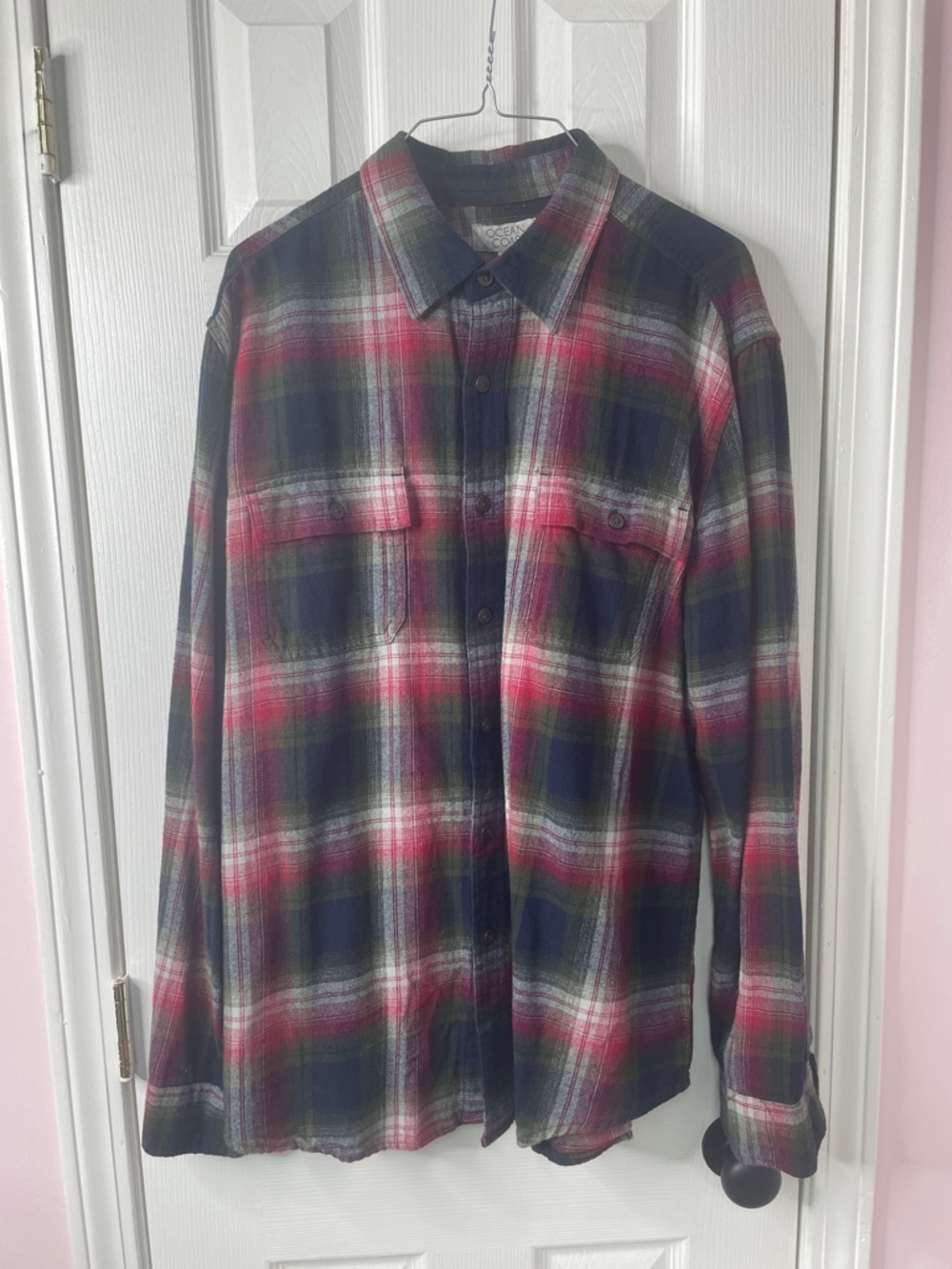 Men's Long-Sleeve Plaid Button-Down Shirt - Red & Navy